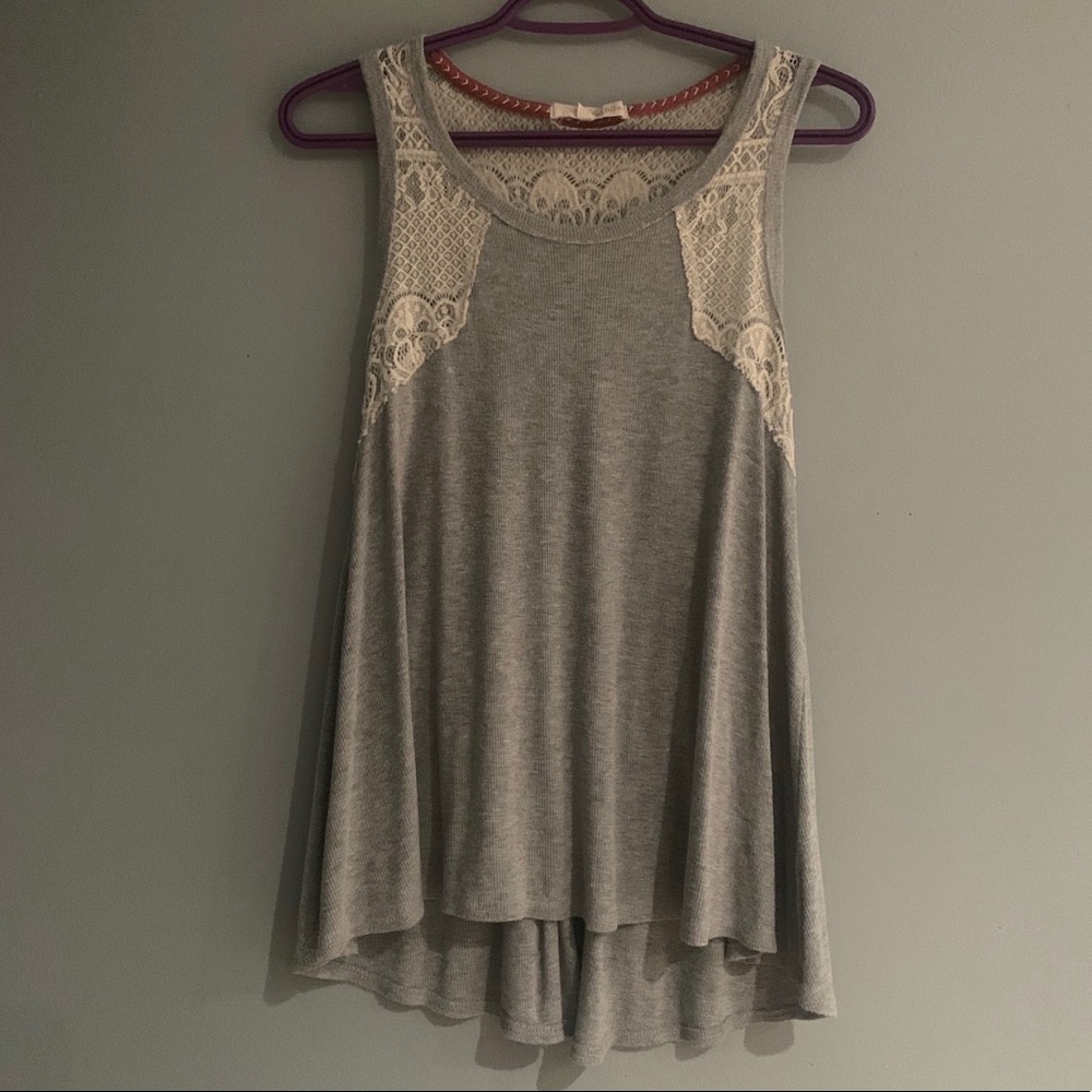 Ribbed and lace tank top